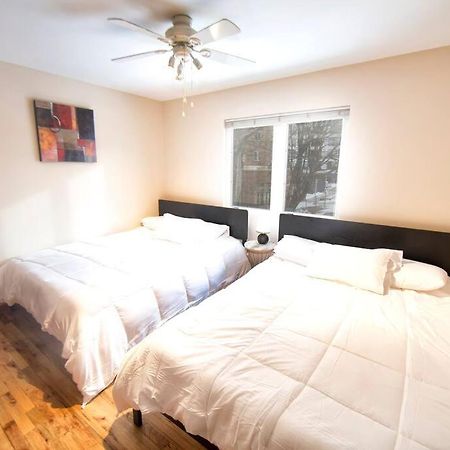 Appartement Tucked Away Off Brady - 4 Beds à Milwaukee Extérieur photo