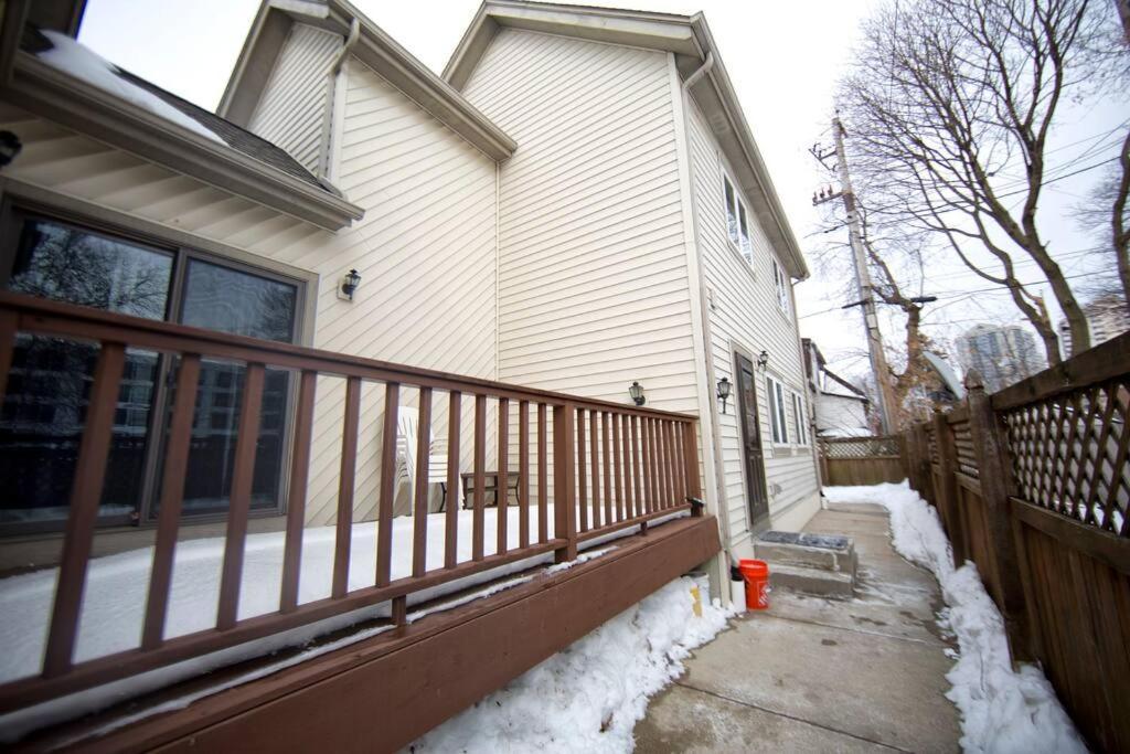 Appartement Tucked Away Off Brady - 4 Beds à Milwaukee Extérieur photo